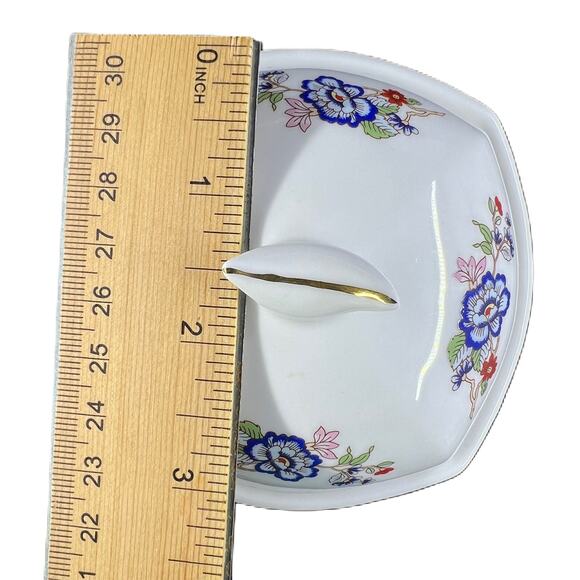 Royal Tara Tara Hall Fine Bone China Keepsake Trinket Box - Picture 9 of 9